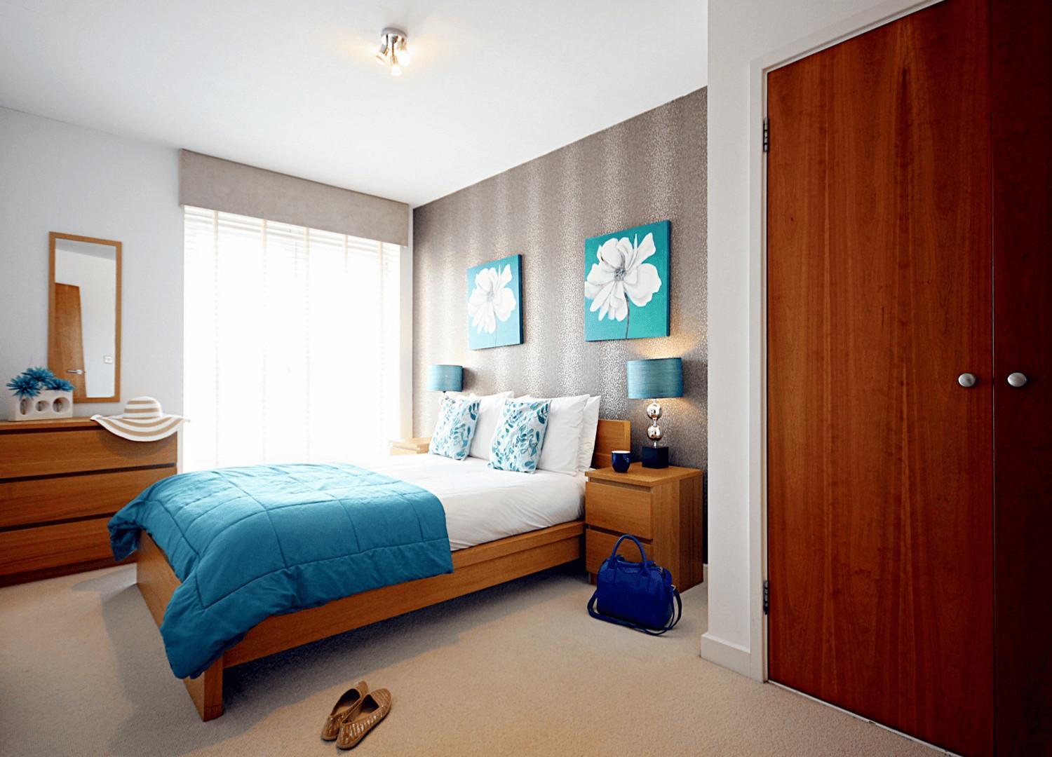 Modern Two Bedroom Apartment *